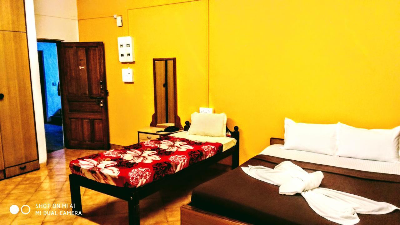 Hotel Sunny Holiday Homes *